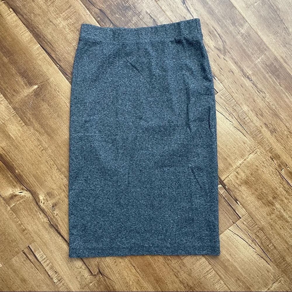 DIVIDED by H&M Gray Pencil Skirt Size Medium